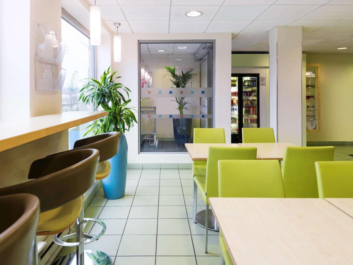 Ibis Budget Bradford Bradford  Bagian luar foto